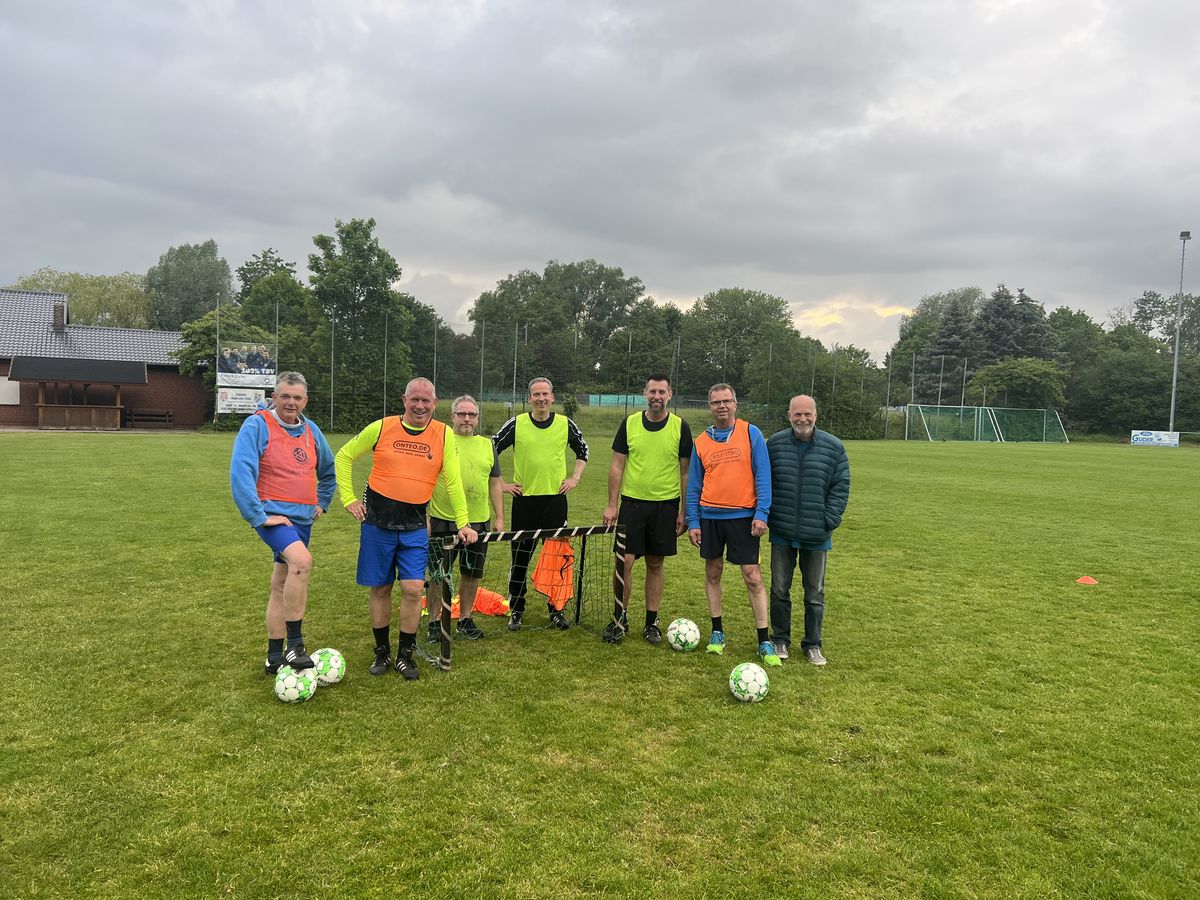 Gehfußballer der 1. Stunde :-)